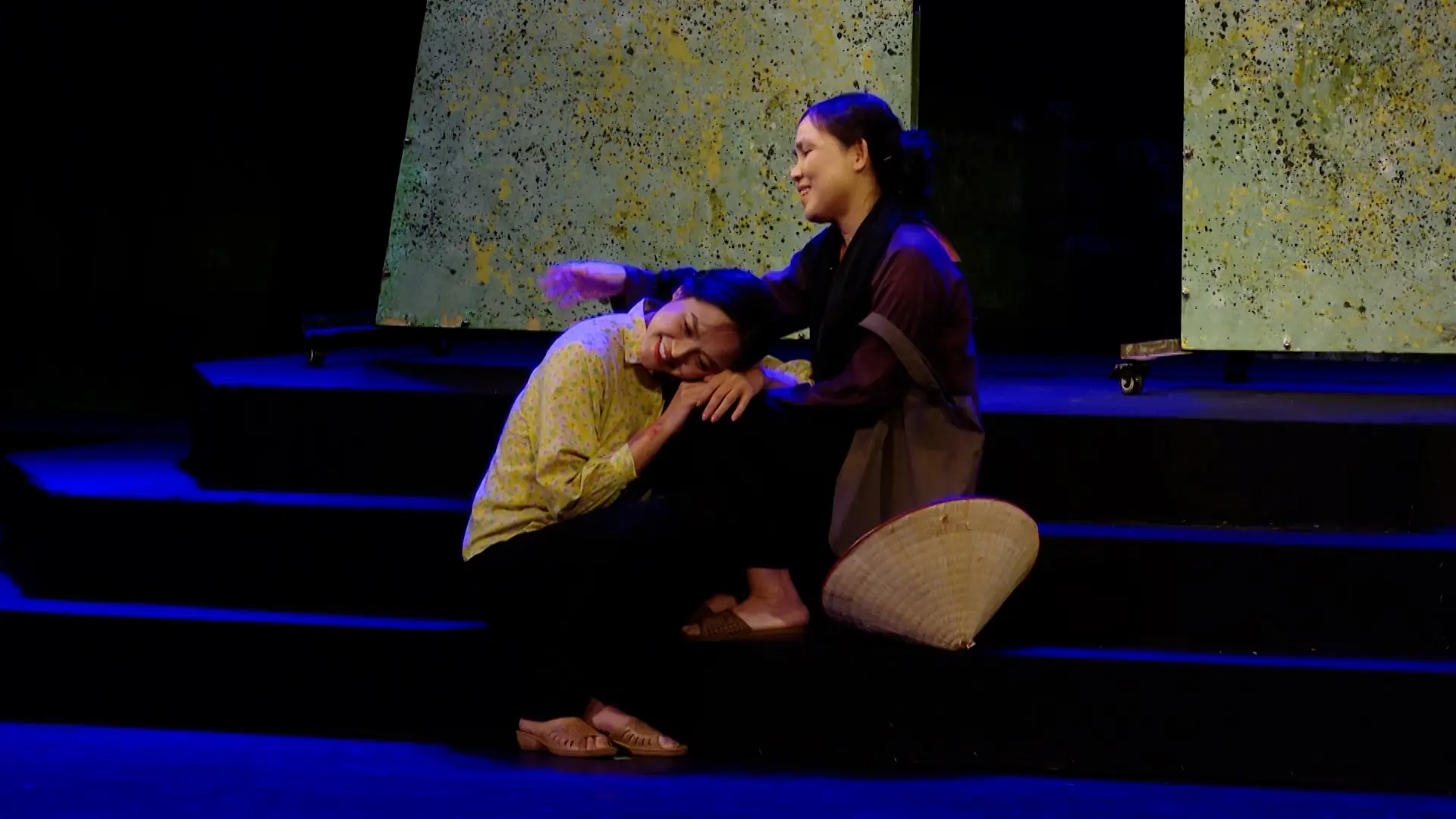 Nối dài cảm xúc nghệ thuật qua sân khấu truyền hình | Văn hóa và sự kiện | 02/08/2025